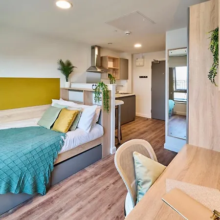 Modern And Cosy Ensuite Flats And Self-Contained Studios At Deakins Place In Nottingham Exterior photo